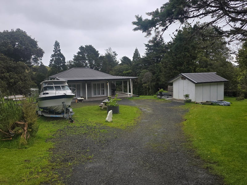 536 Taita Road, Waimamaku - Carousel 1