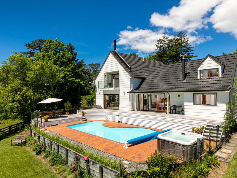 172 Glenmore road, Coatesville, Auckland - Carousel 1