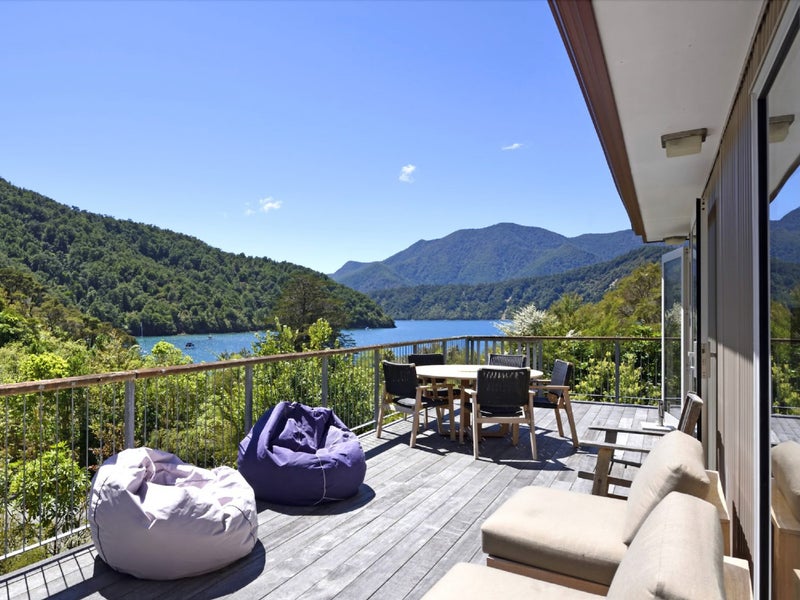 3218 Archers Road, Rai Valley - Carousel 1