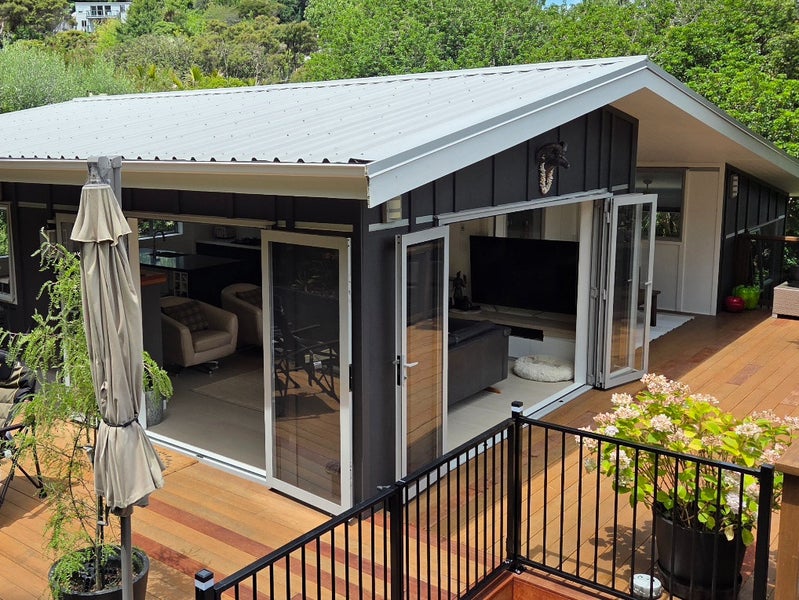 17 Glen Brook Road, Omiha, Waiheke Island - Carousel 1