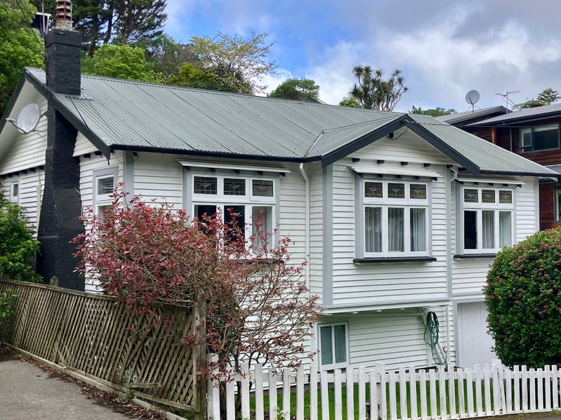 7 Liardet Street, Vogeltown, Wellington - Carousel 1
