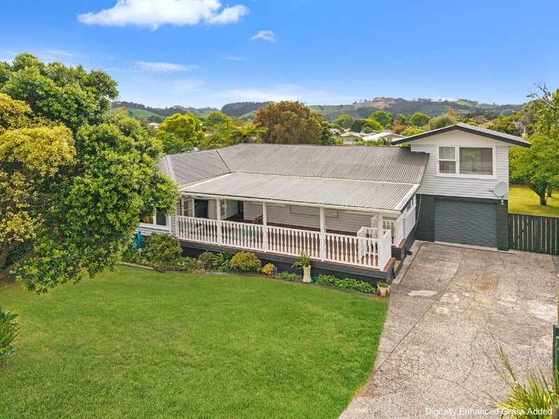 16 Otuhiwai Crescent, Tikipunga, Whangarei - Carousel 1