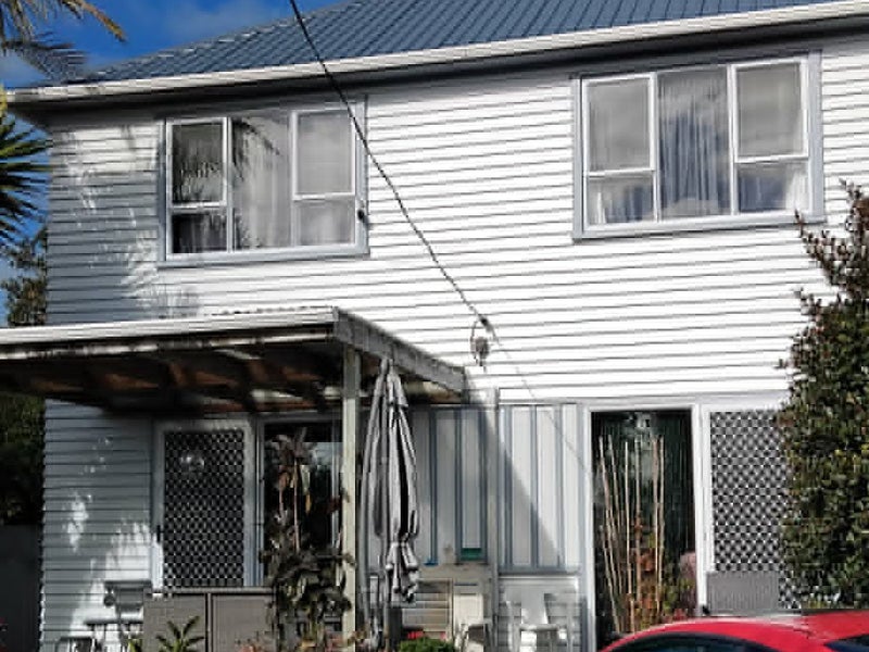 314 Carrington Street, Vogeltown, New Plymouth - Carousel 1