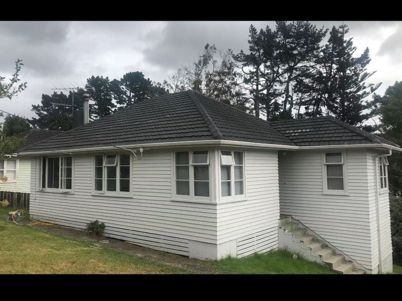 381 Wairau Road, Glenfield, Auckland - Carousel 1