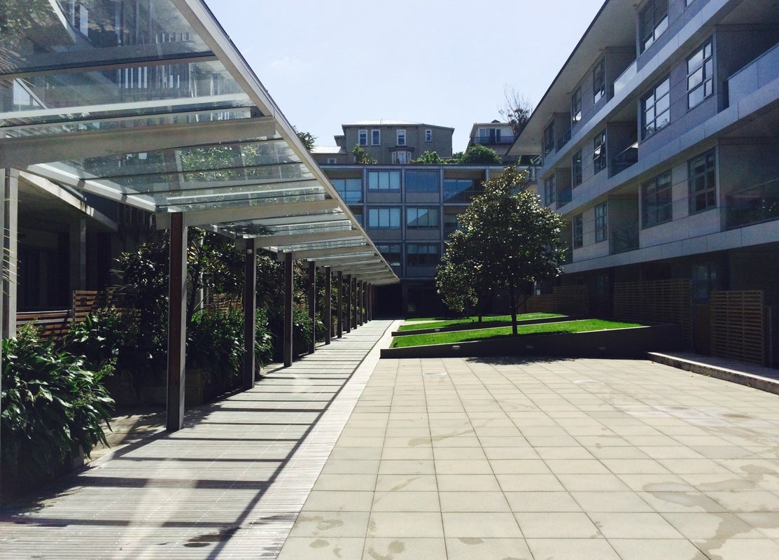 S302/28 Torrens Terrace, Mount Cook, Wellington - Carousel 1
