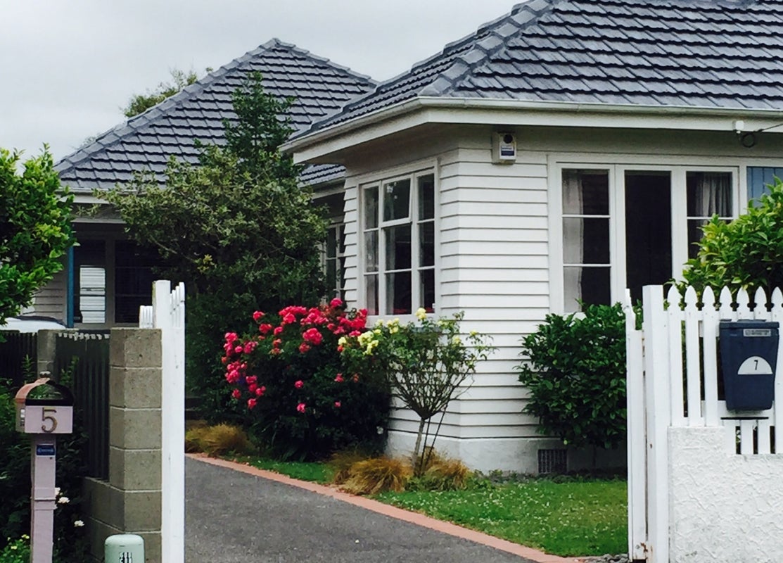7 Pinny Avenue, Epuni, Lower Hutt - Carousel 1