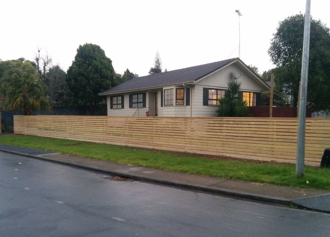 49 Gatman Street, Birkdale, Auckland - Carousel 1