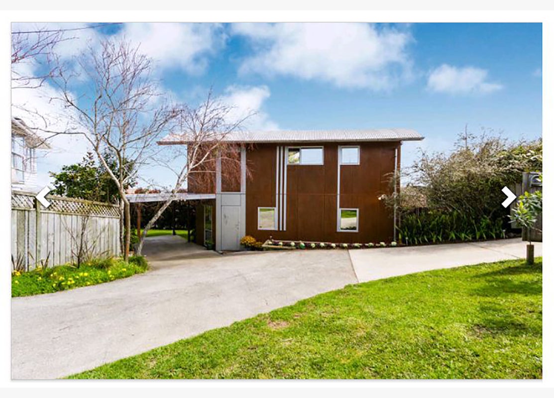 2/426 East Coast Road, Windsor Park, Auckland - Carousel 1