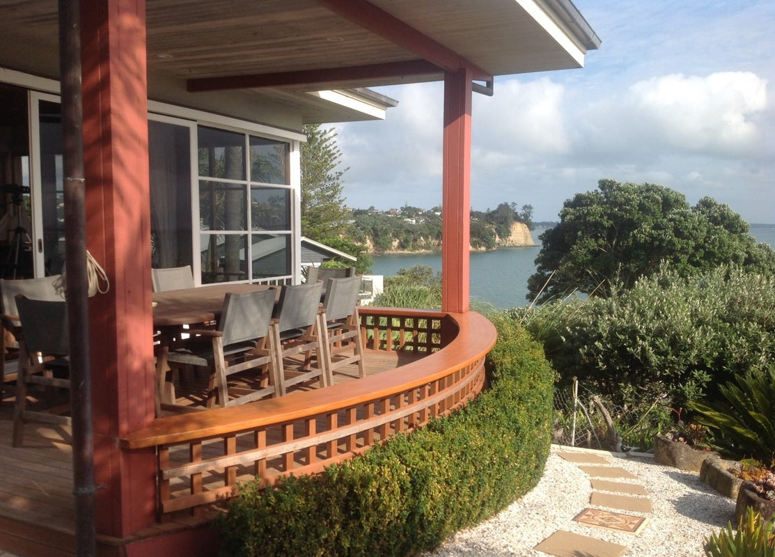 7 Rangitoto View Road, Cockle Bay, Auckland - Carousel 1