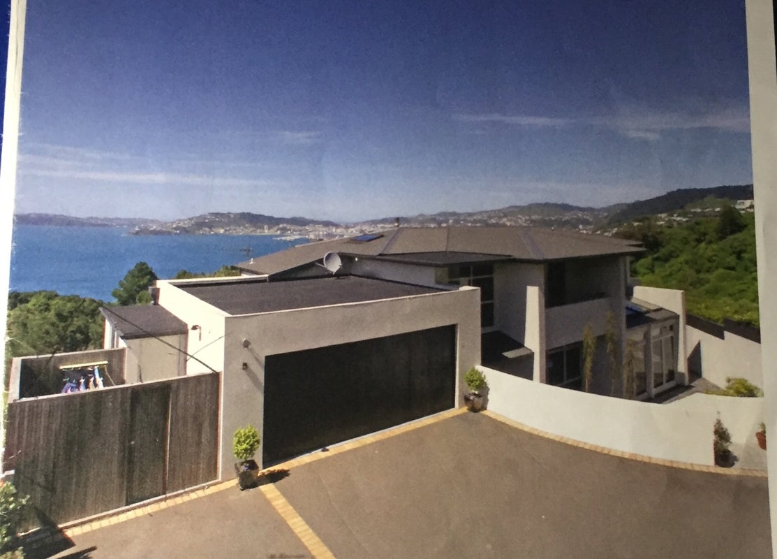 135 Nicholson Road, Khandallah, Wellington - Carousel 1