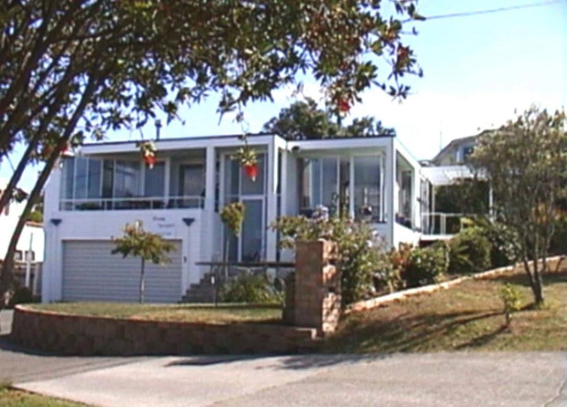 1/14 Gulf View Road, Murrays Bay, Auckland - Carousel 1