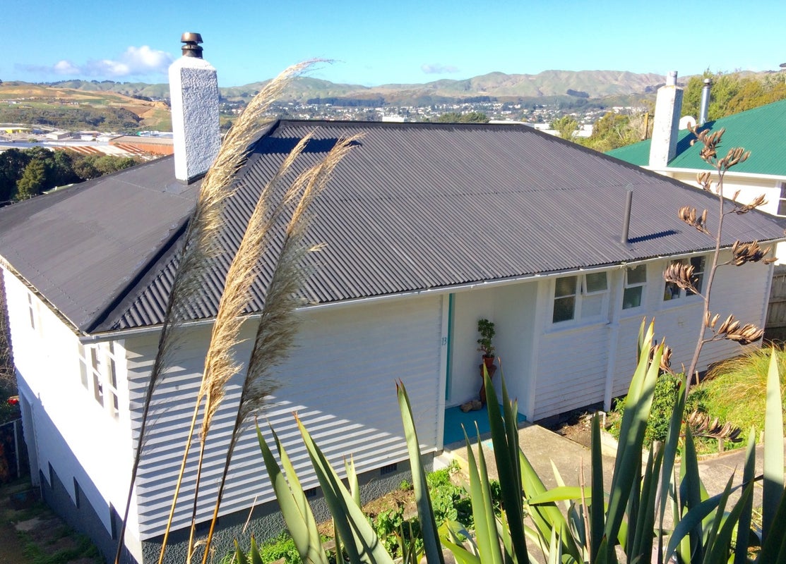 13 Waiho Terrace, Elsdon, Porirua - Carousel 1