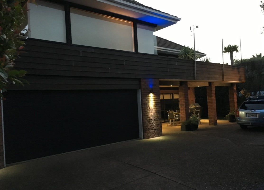 2/324 Beach Road, Campbells Bay, Auckland - Carousel 1