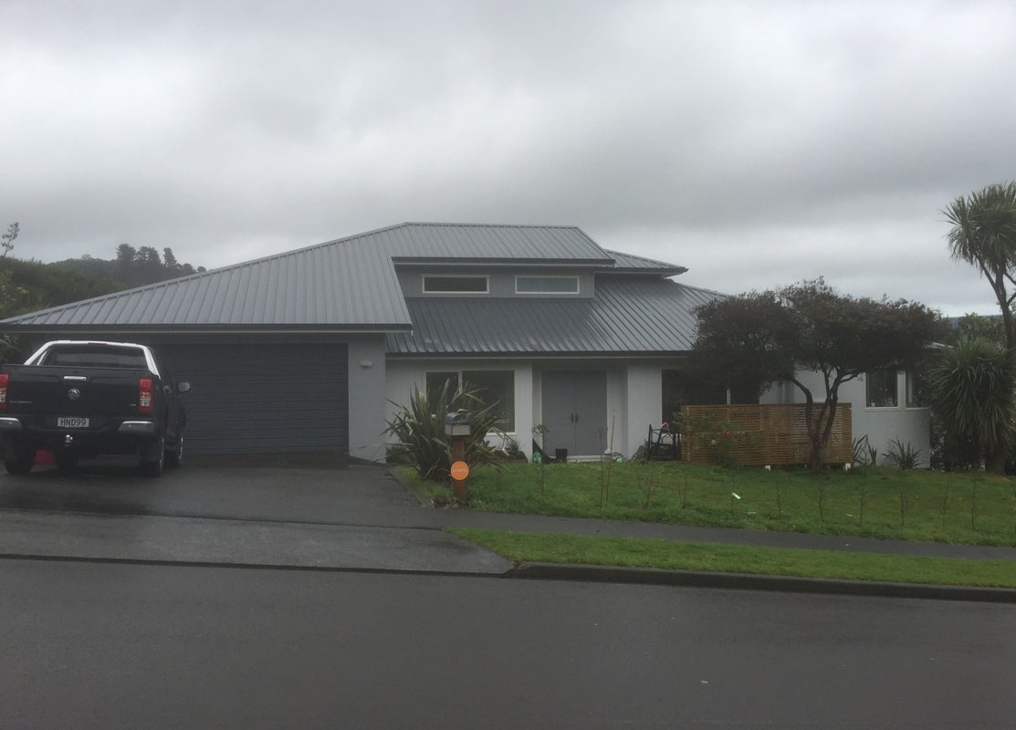 60 Spyglass Lane, Whitby, Porirua - Carousel 1