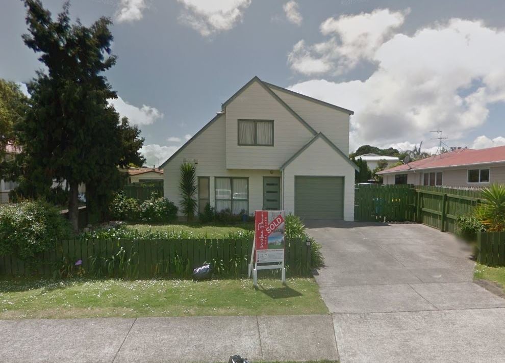4/37 McLeod Road, Weymouth, Auckland - Carousel 1