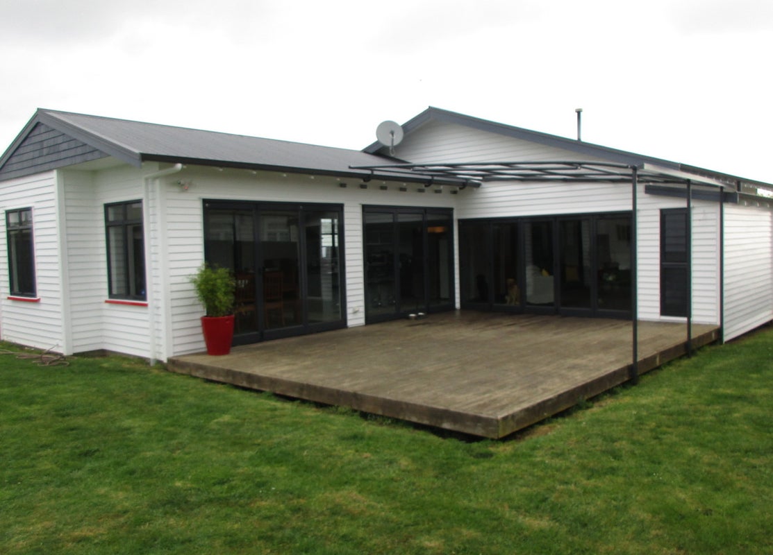 36 Jellicoe Avenue, Tuakau, Tuakau - Carousel 1