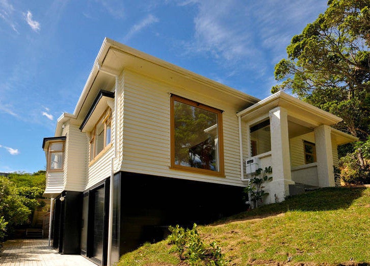 76 Sefton Street, Wadestown, Wellington - Carousel 1