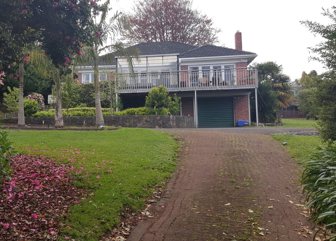 1/24 Barberton Terrace, Red Hill, Papakura - Carousel 1