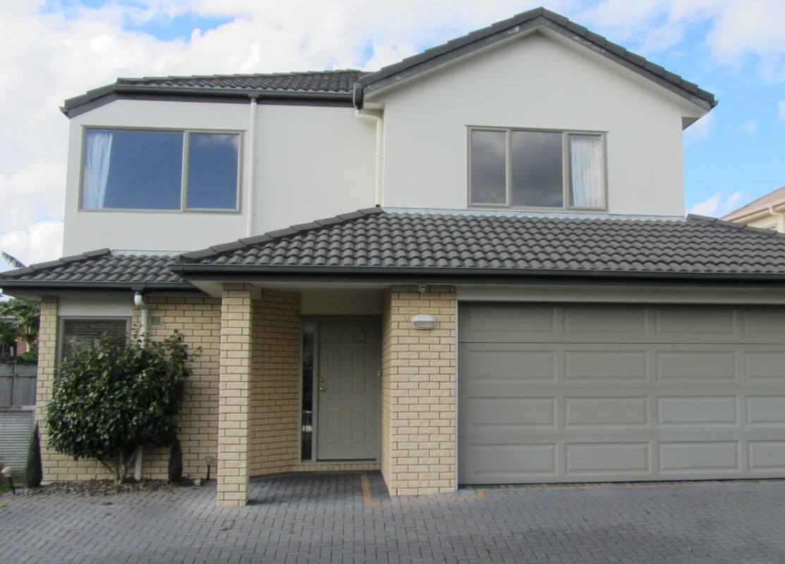 47D Redoubt Road, Goodwood Heights, Auckland - Carousel 1