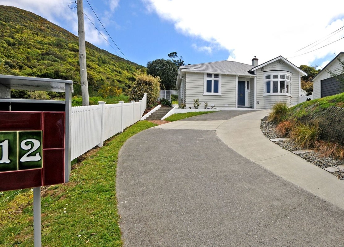 12 Patna Street, Ngaio, Wellington - Carousel 1