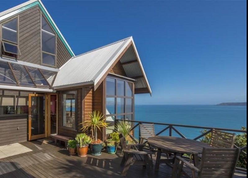 25 Ogilvy Terrace, Plimmerton, Porirua - Carousel 1