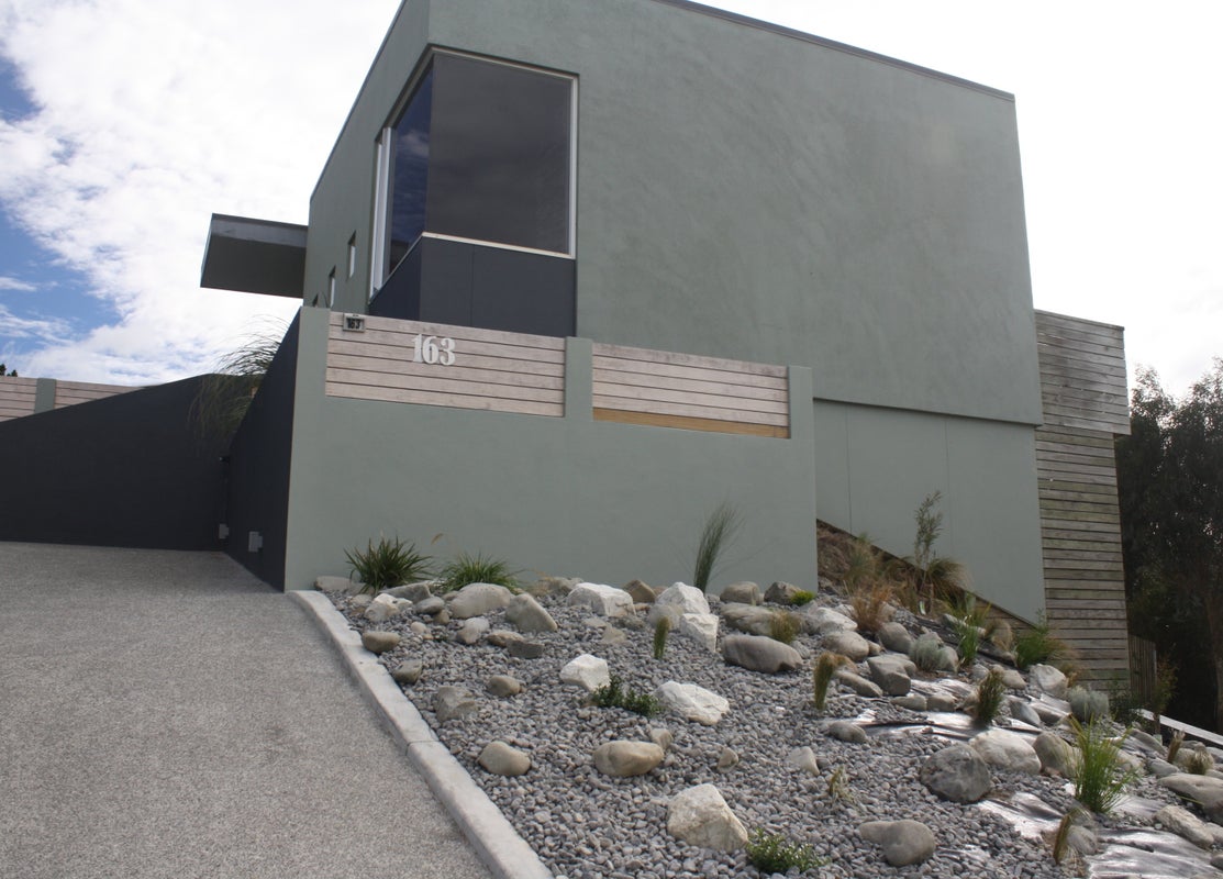 163 Maungaraki Road, Korokoro, Lower Hutt - Carousel 1