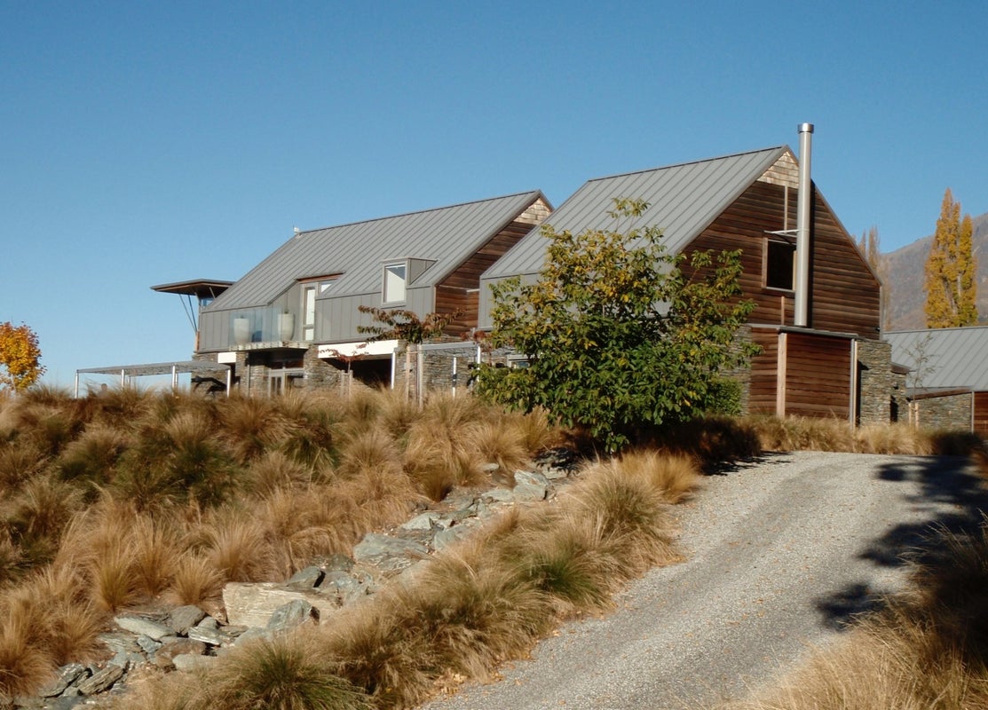 16 Beechwood Lane, Lower Shotover, Queenstown - Carousel 1