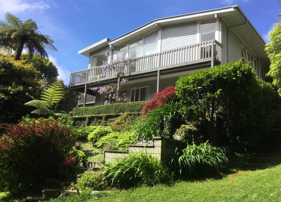 13 Churchill Drive, Wilton, Wellington - Carousel 1
