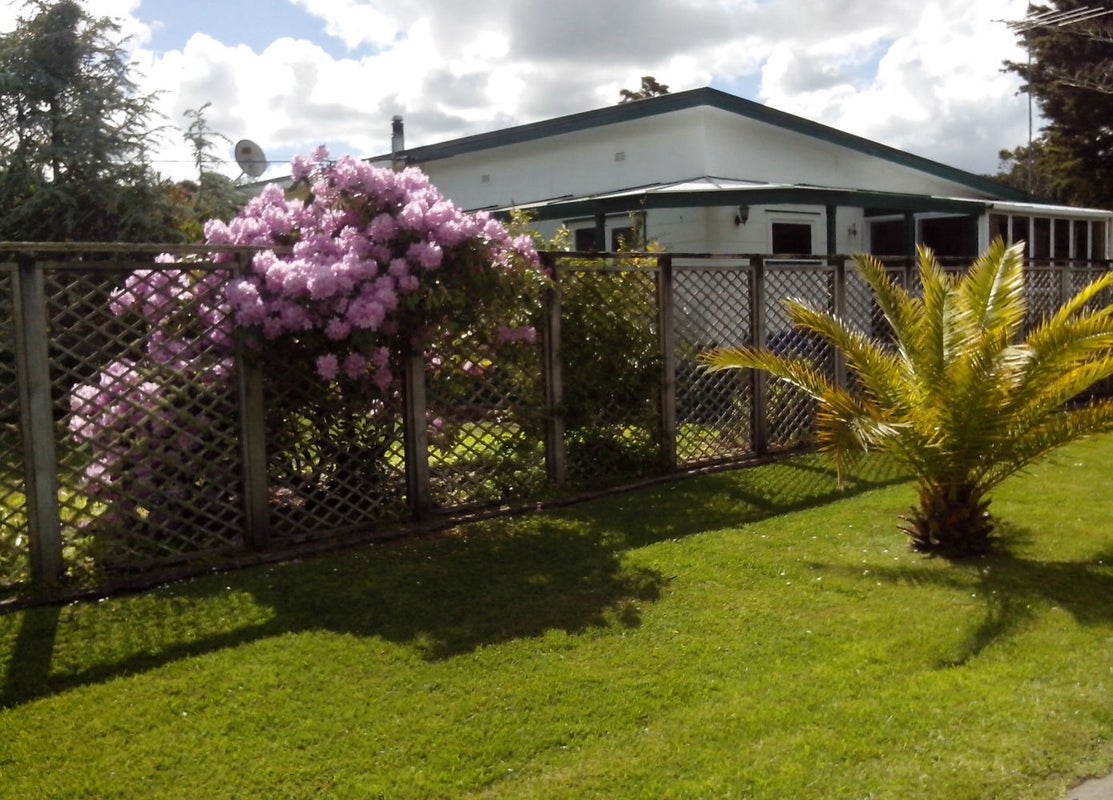 13 Otanerua Road, Hatfields Beach, Orewa - Carousel 1
