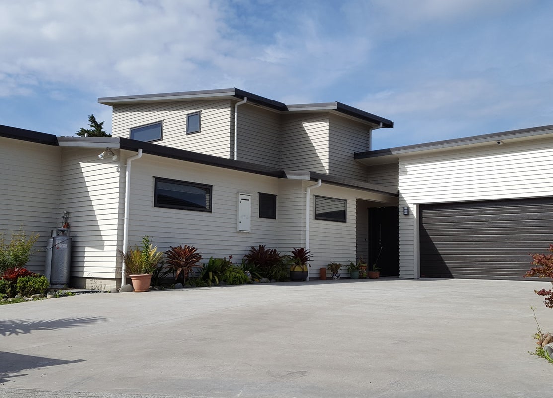 17 Roderick Place, Onerahi, Whangarei - Carousel 1
