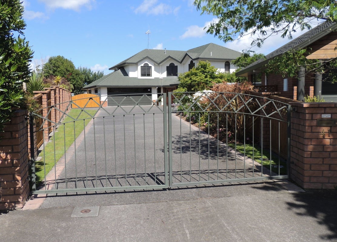 41 Washington Parade, Milson, Palmerston North - Carousel 1