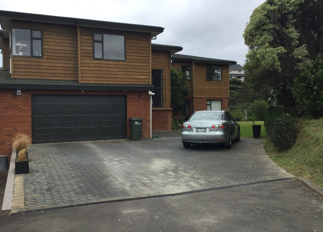 7 Saint Ives Drive, Camborne, Porirua - Carousel 1