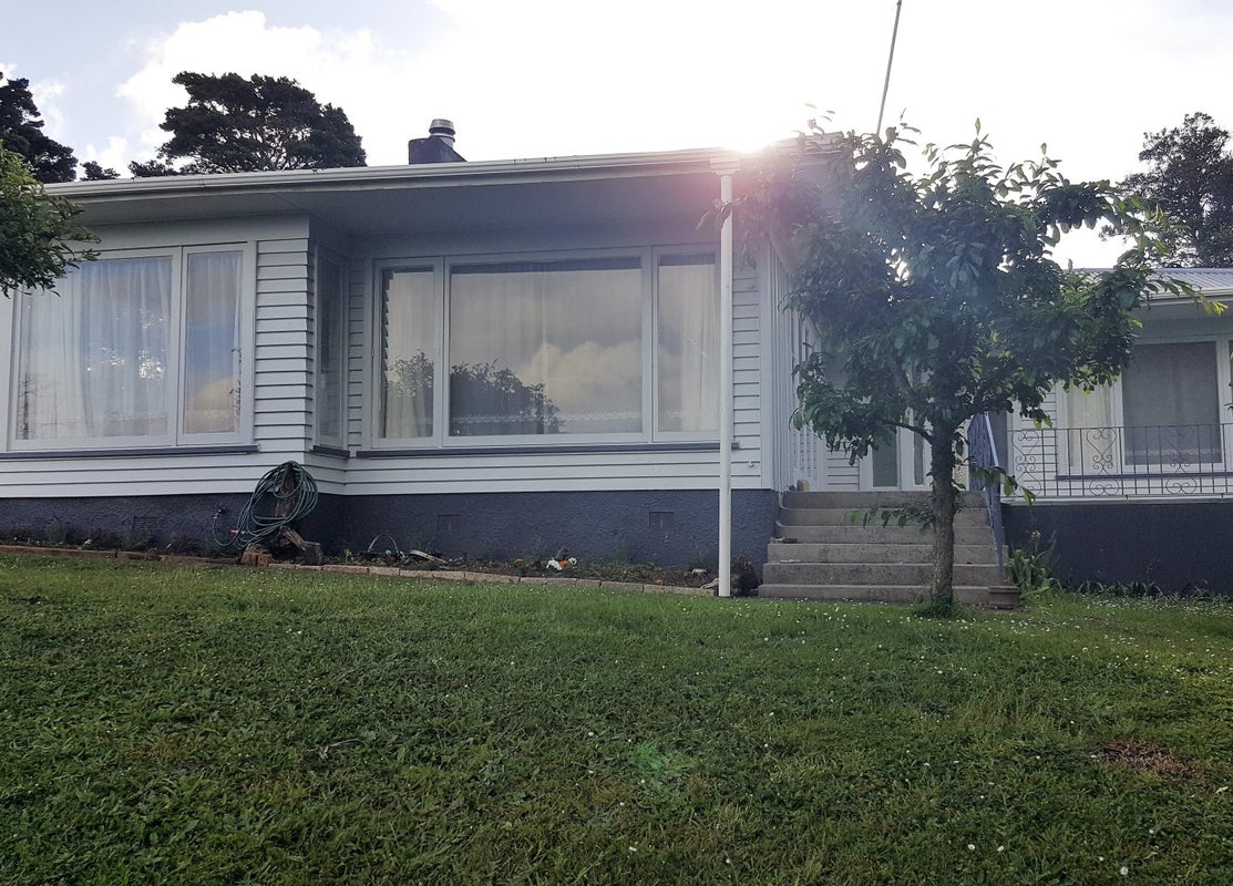 10 Mcinnes Avenue, Kamo, Whangarei - Carousel 1