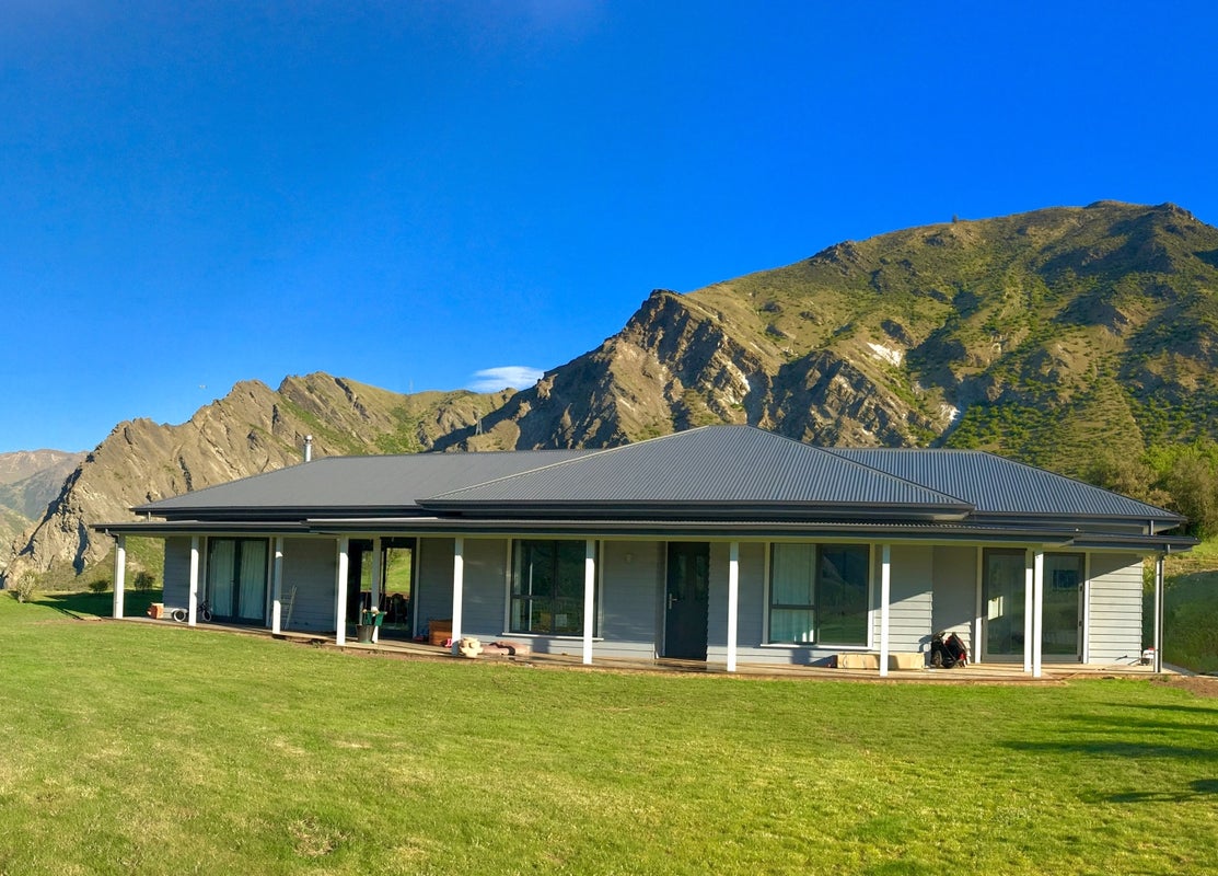 6 Bluff Lane, Gibbston, Queenstown - Carousel 1