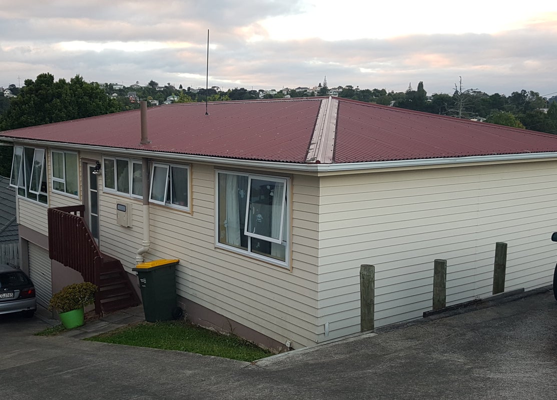 1/20 SUNNYFIELD CRES, Glenfield, Auckland - Carousel 1
