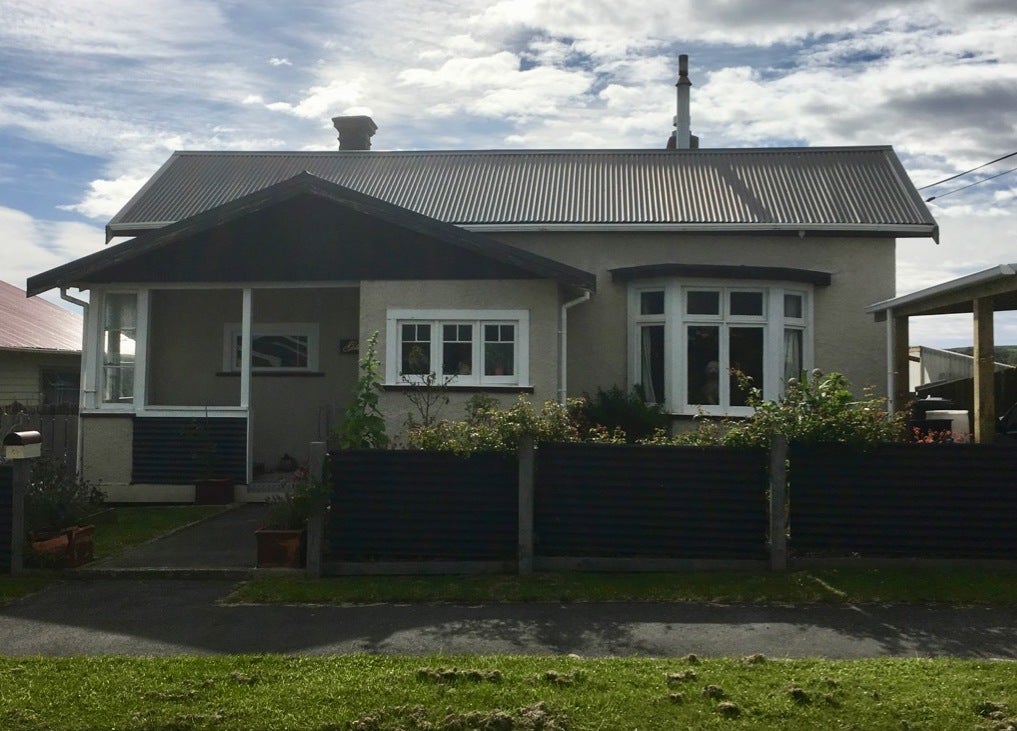 45 Till Street, South Hill, Oamaru - Carousel 1
