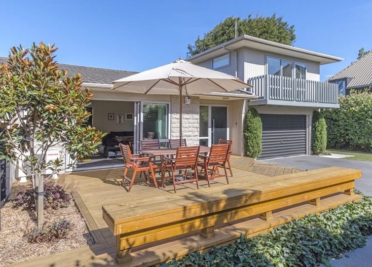 2/61 Ambleside Drive, Burnside, Christchurch - Carousel 1