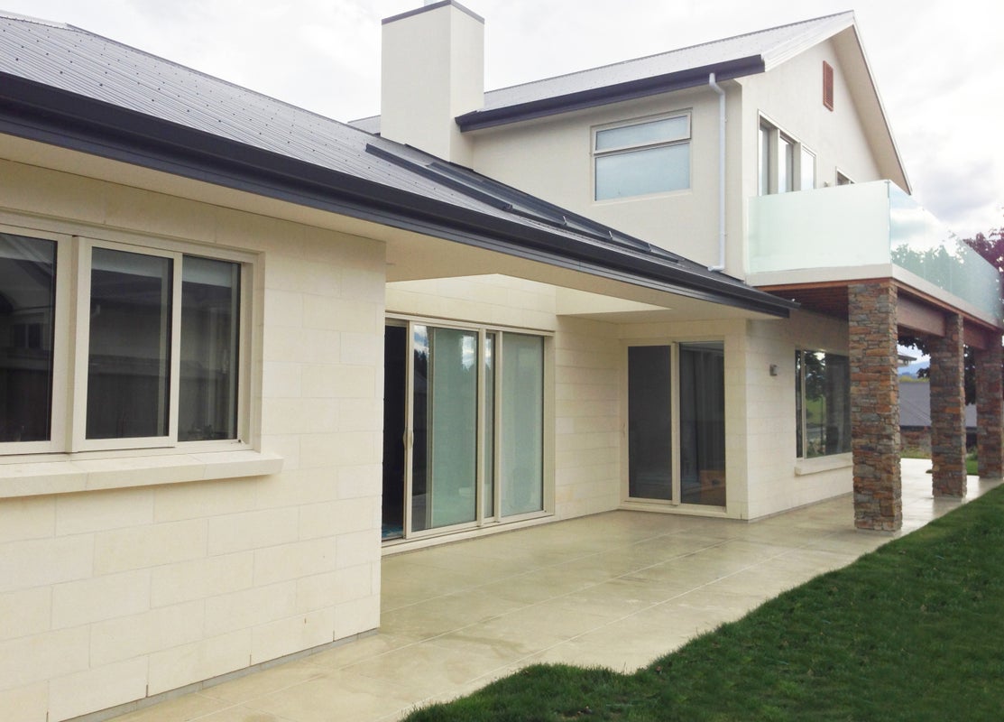 4 Hunter Hills Drive, Gleniti, Timaru - Carousel 1