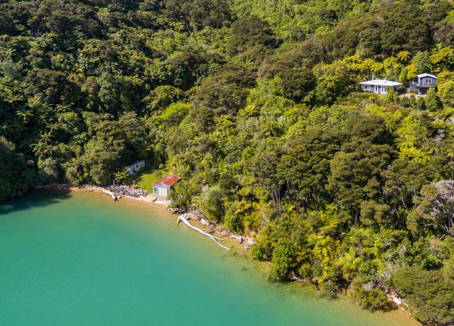 592 Kenepuru Road, Moetapu Bay, Linkwater - Carousel 1