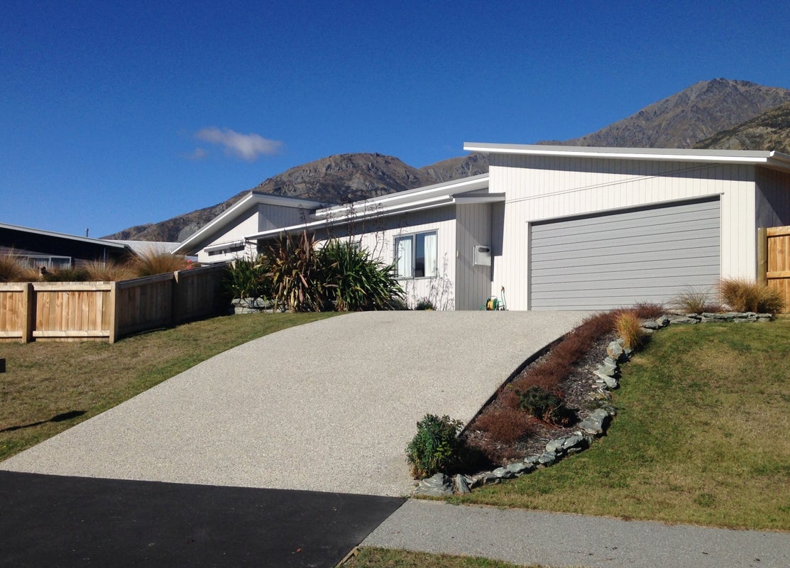 13 Quill Street, Lake Hayes, Queenstown - Carousel 1