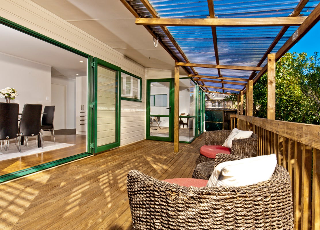 37B TRAMWAY RD, Beach Haven, Auckland - Carousel 1