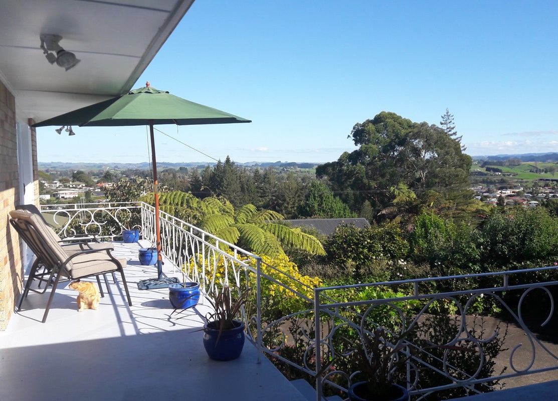 78 Mountain View Road, Otorohanga, Otorohanga - Carousel 1