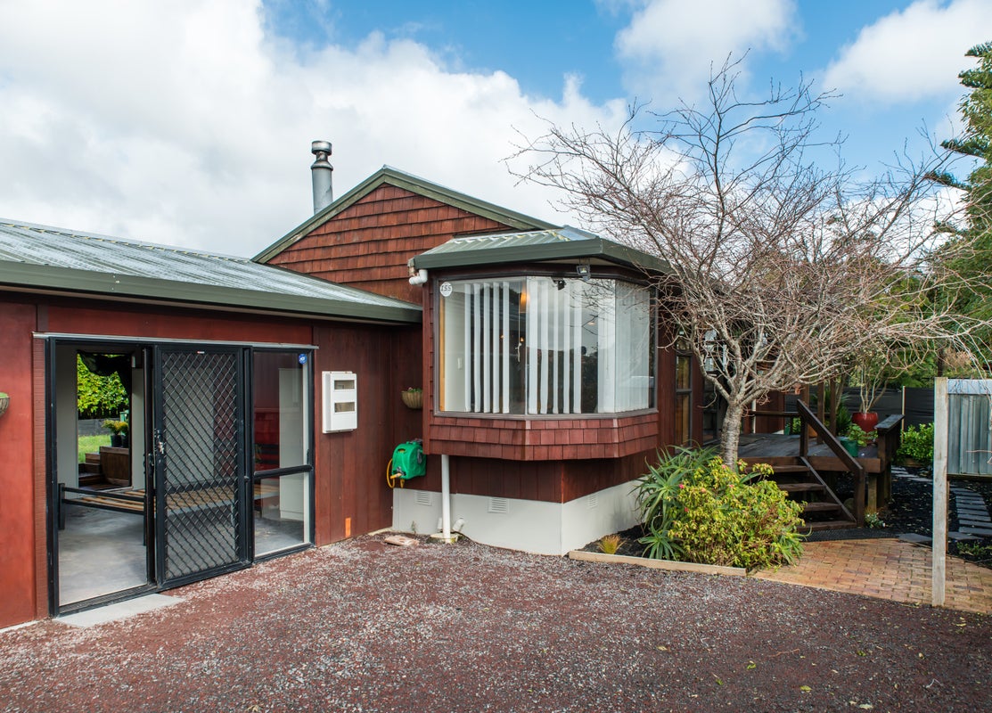 1/6 Glendene Avenue, Glendene, Auckland - Carousel 1