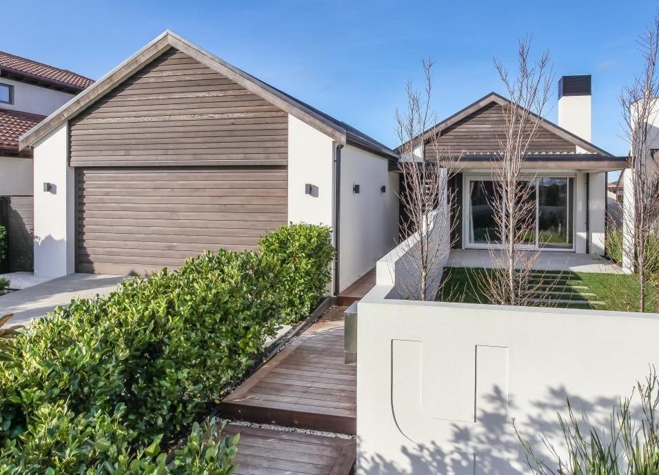 4 Lombardia Way, Karaka, Papakura - Carousel 1
