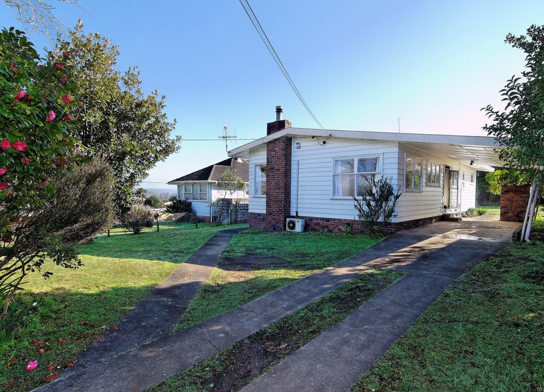 150 View Road, Sunnyvale, Auckland - Carousel 1