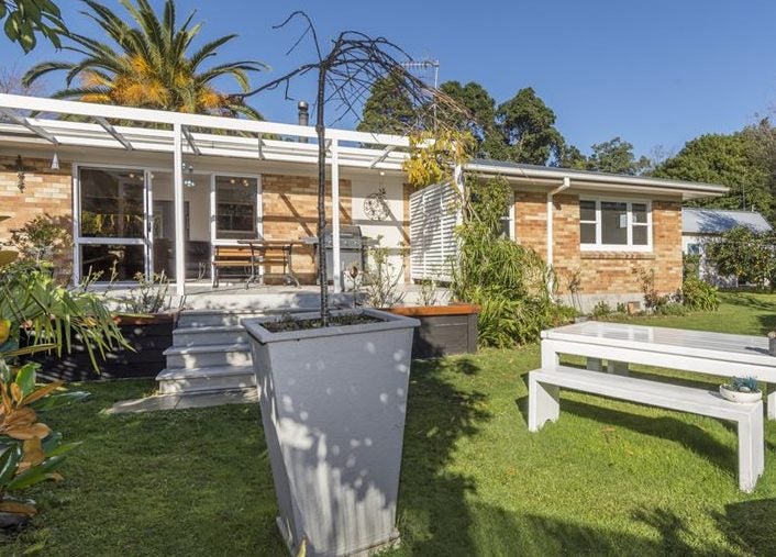 7 Kiwi Crescent, Tauranga South, Tauranga - Carousel 1