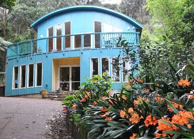 4 Okoka Road, Omiha, Waiheke Island - Carousel 1