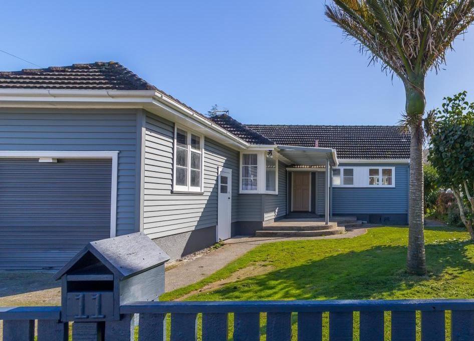 11 Peck Street, Taita, Lower Hutt - Carousel 1