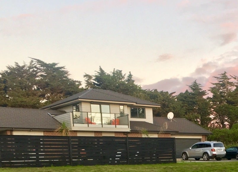 218 Park Avenue, Waitarere Beach, Levin - Carousel 1