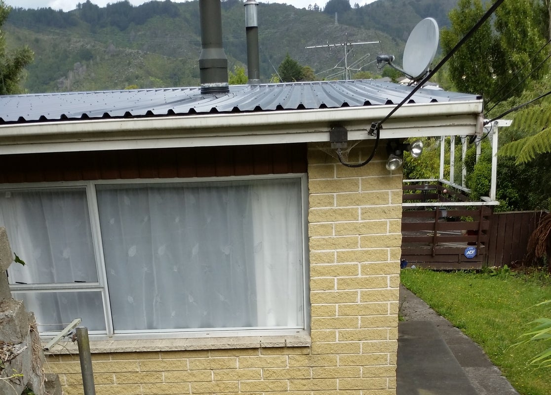 24B Logie ST, STOKES VALLEY, Lower Hutt - Carousel 1